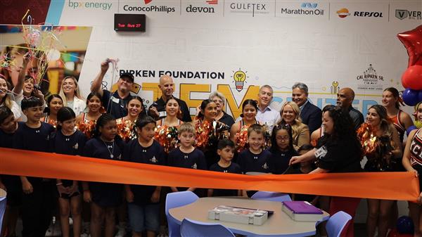 Exciting New STEM Center Opens at Karnes City Elementary